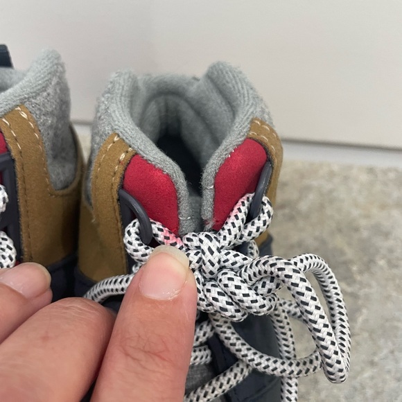 OSHKOSH Lace up tennis shoe Bots size 10M - Picture 4 of 6